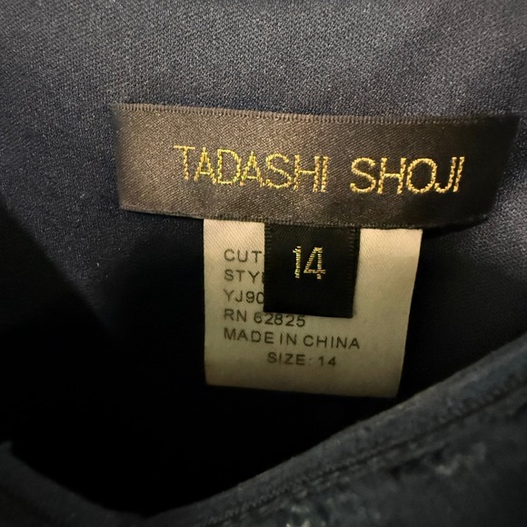 Tadashi Shoji Women Evening Gown 14 Navy Silver Silk Sequin Pleated Formal Event - Picture 4 of 5